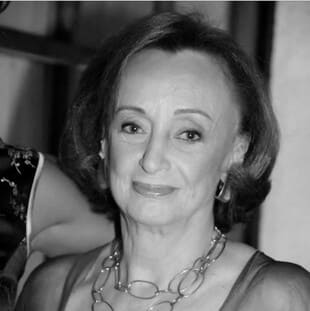 Diretora e Professora Eliana Riquet